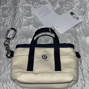 Lululemon Athletica daily multi nano tote Mini Bag key ring bag charm